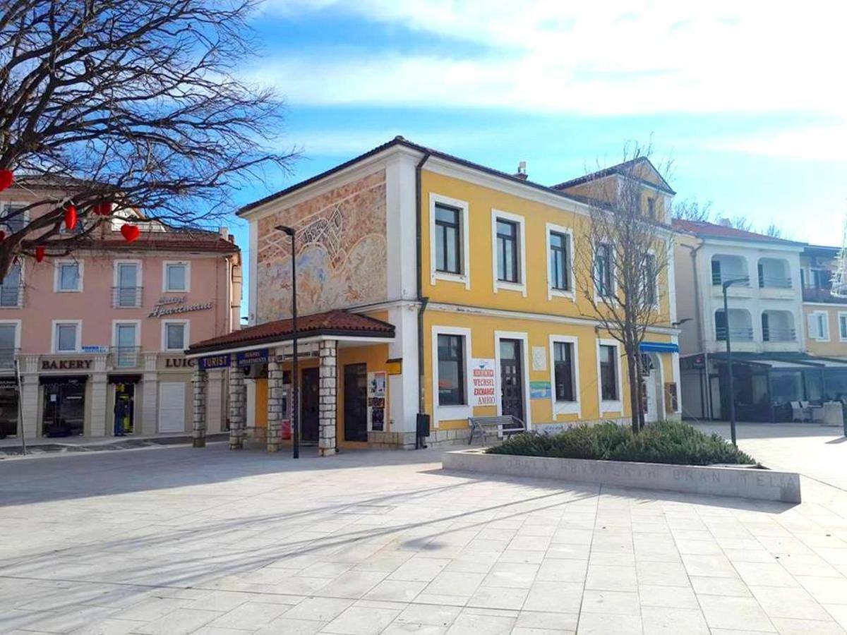 Apartments Boras Selce Exterior photo