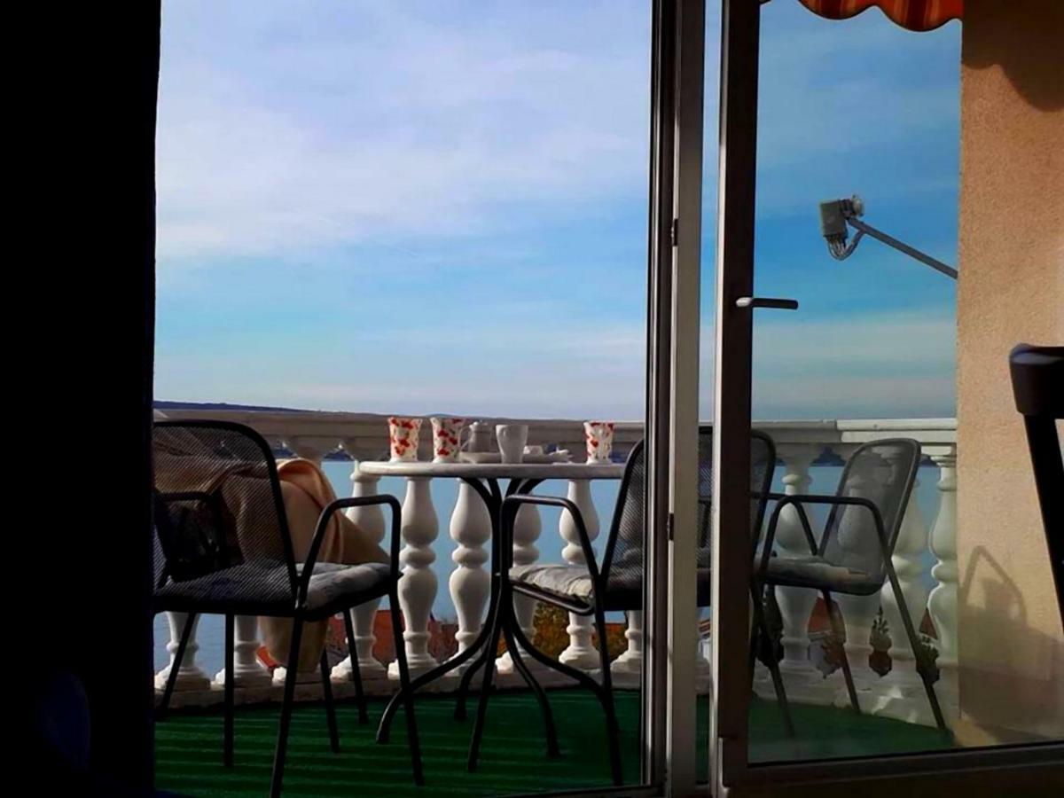 Apartments Boras Selce Exterior photo