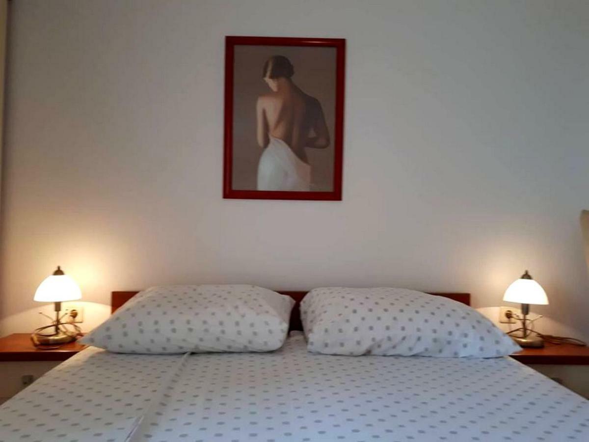 Apartments Boras Selce Exterior photo